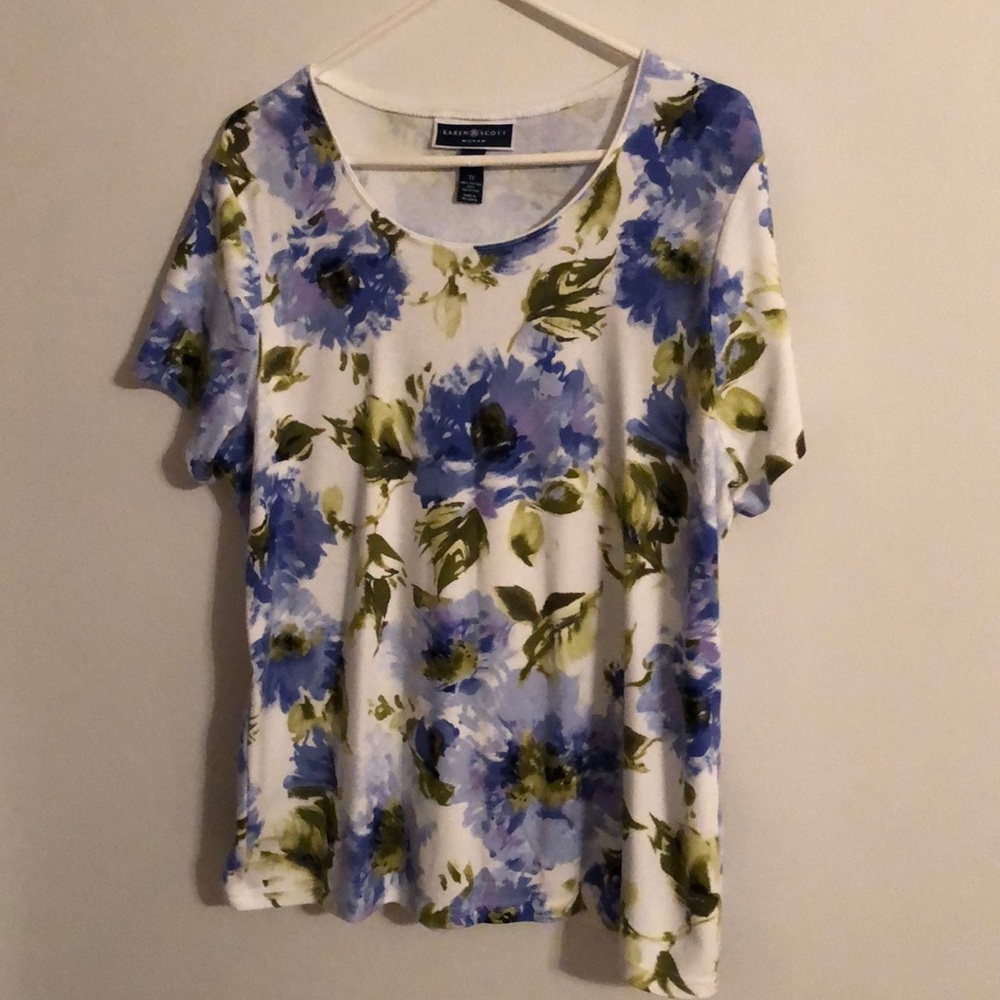 Karen Scott 1x top